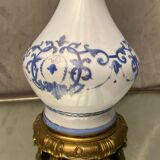 Old Paris porcelain lamp on nineteenth century bronze frame