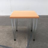 Vintage side table with hairpin legs from Denmark by Pin Age.