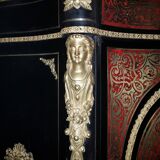 Authentic chest of drawers