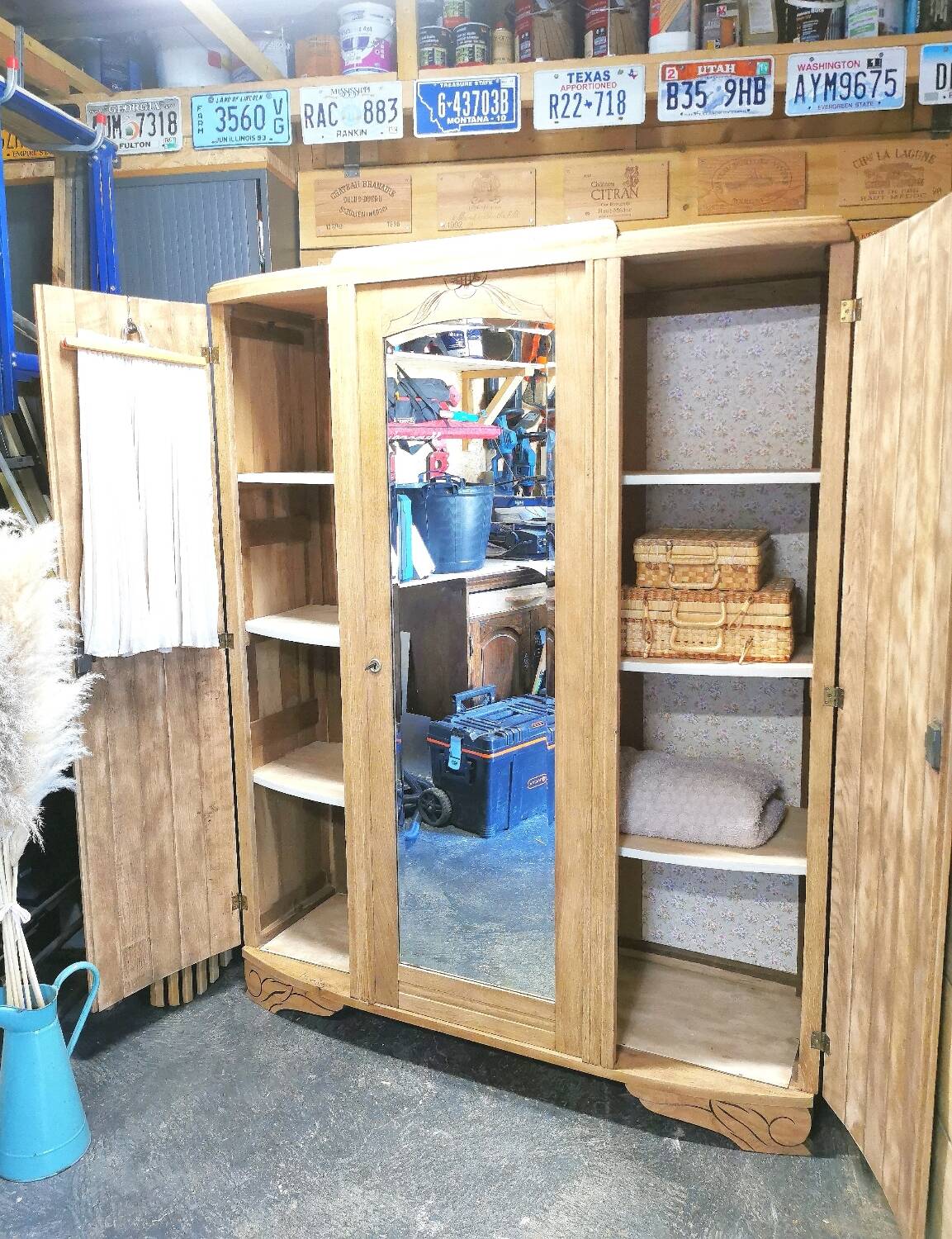 Parisian Art Deco 3-door wardrobe