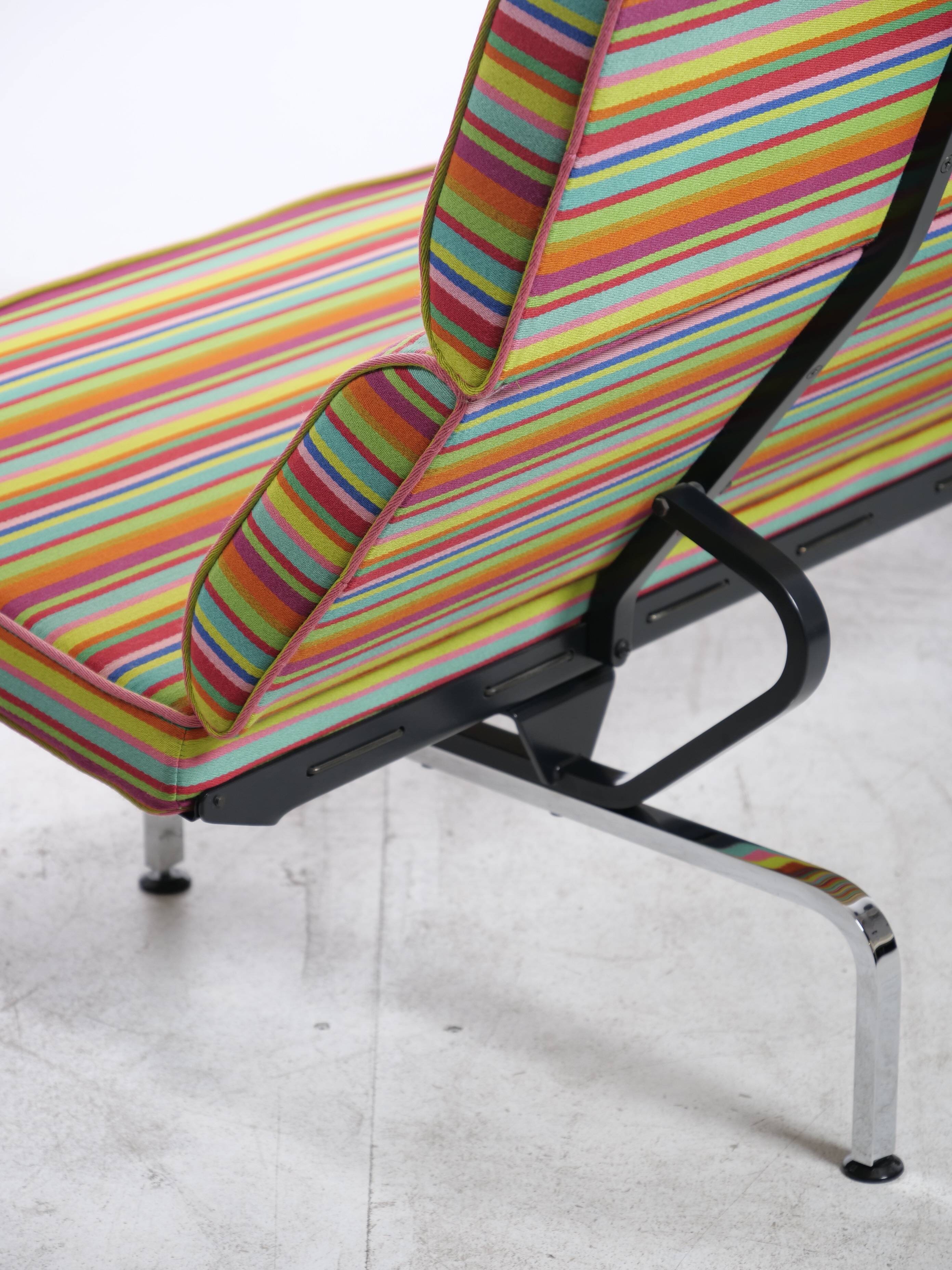 Compact sofa Eames Vitra Alexander Girard Miller stripe fabric