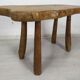 Table basse bois brutaliste