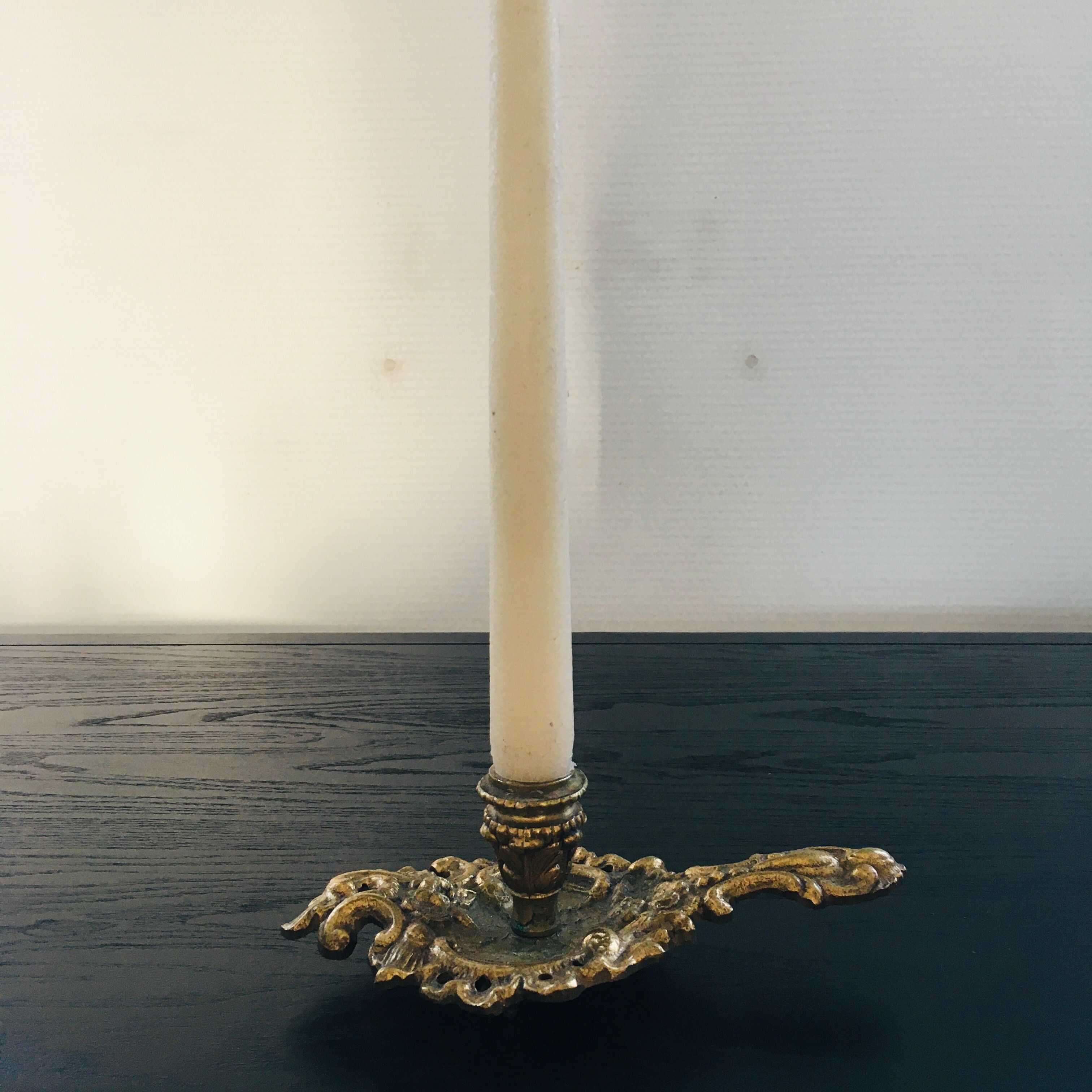 Gilded bronze rock holder