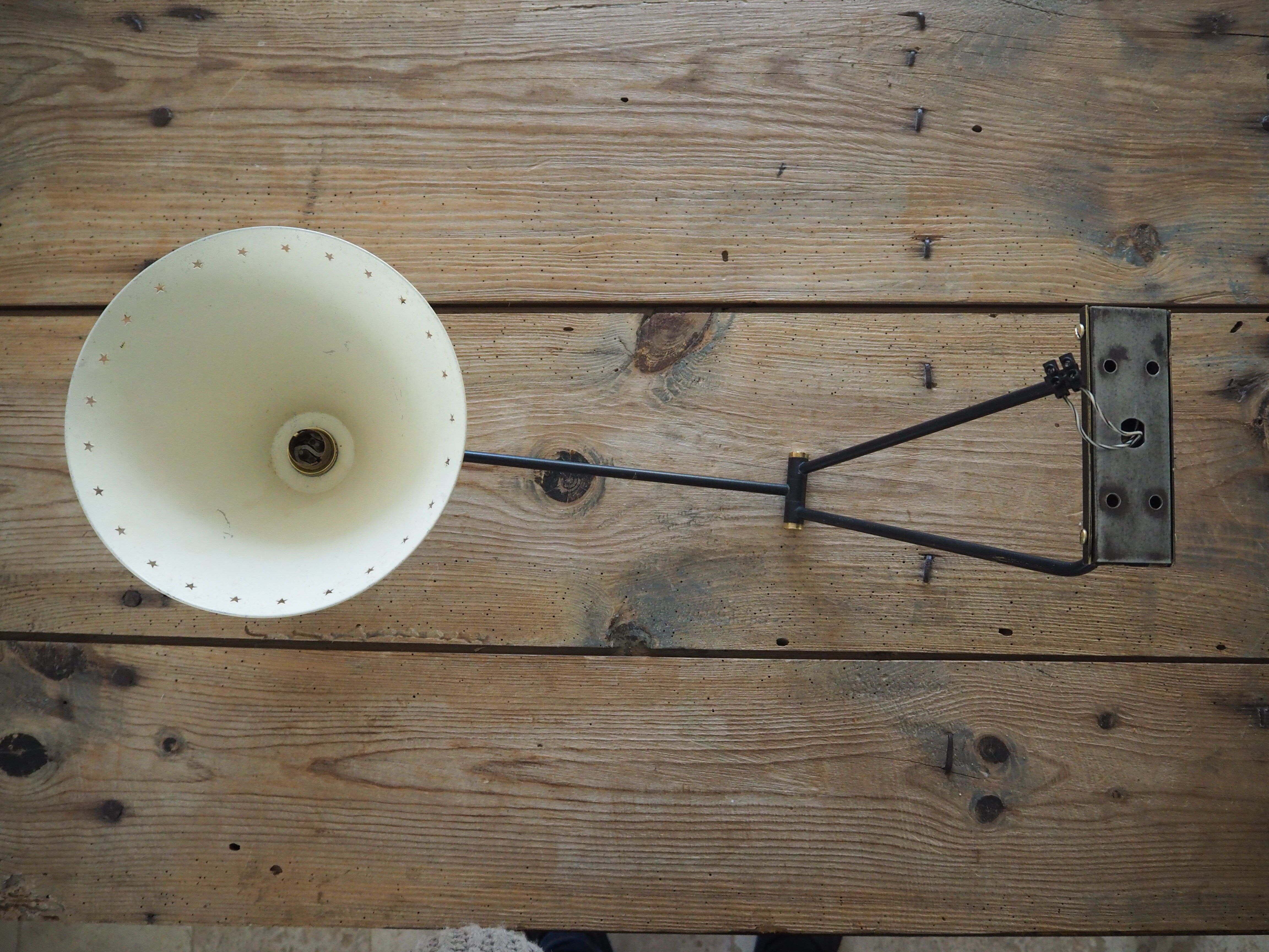 Diabolo articulated wall lamp by designer René Mathieu