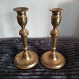 Paire de bougeoirs d'eglise en bronze