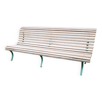 Refurbished slatted bench