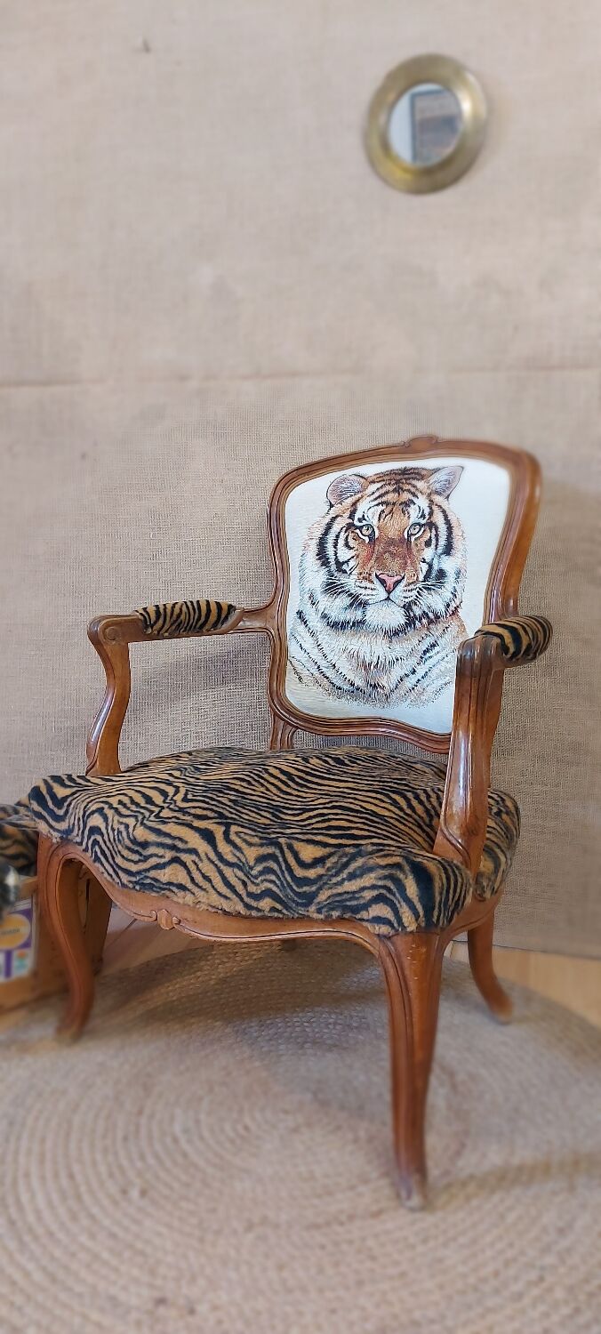 Armchair Louis XV tiger