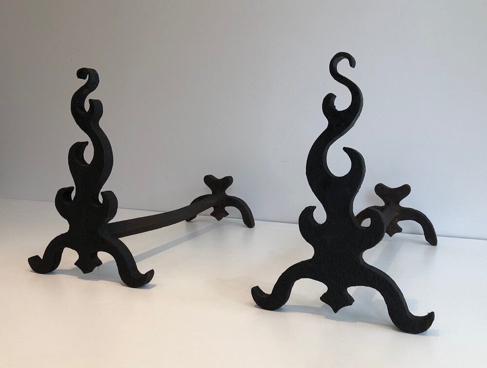 Paire de chenets en fonte et fer forgé