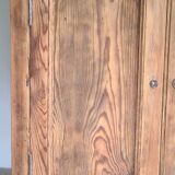 Wooden mesh linen cupboard