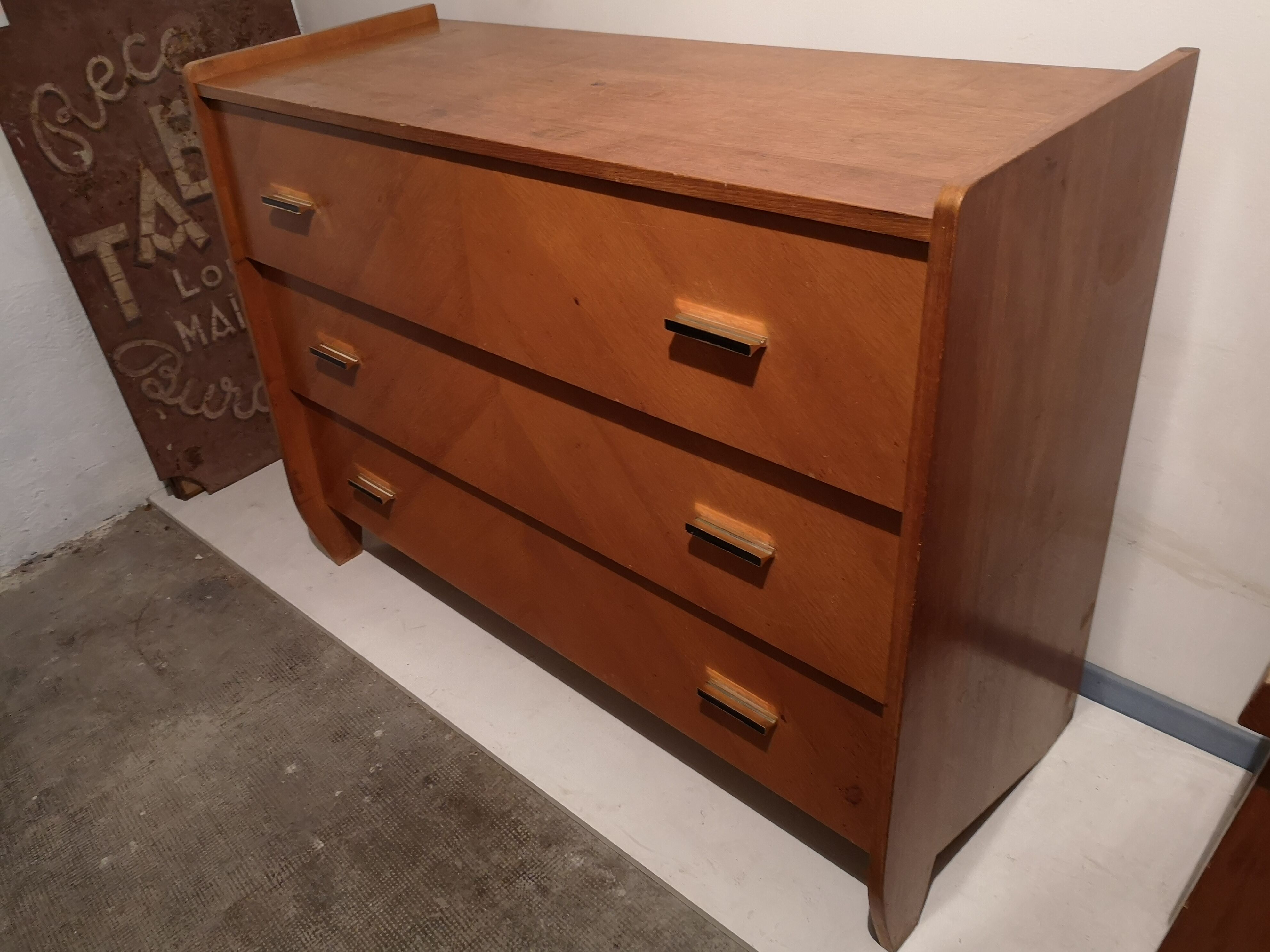 Vintage dresser