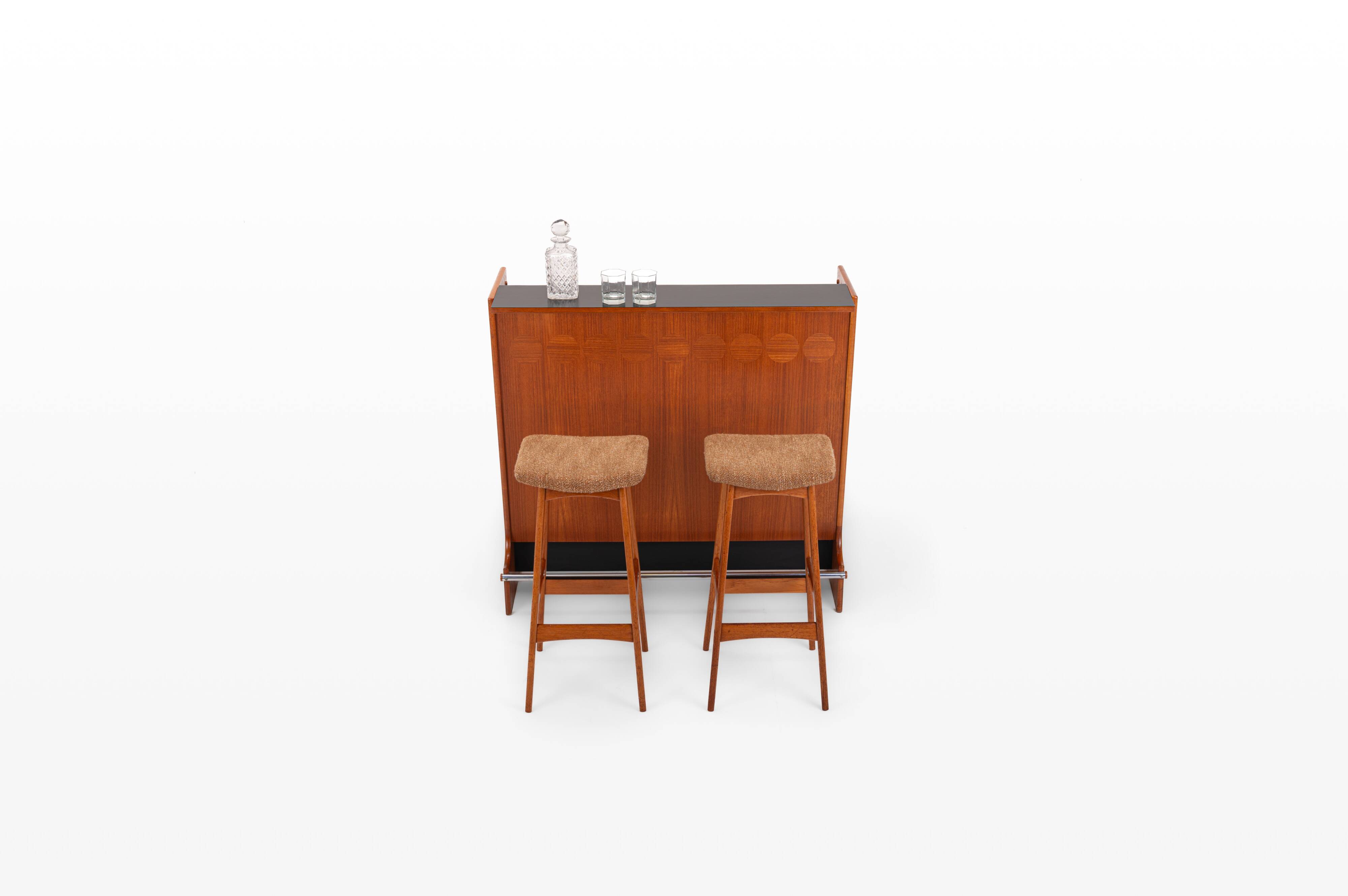 SK661 Cocktail Cabinet and Bar Stools by Johannes Andersen for Skaaning & Son 1960s