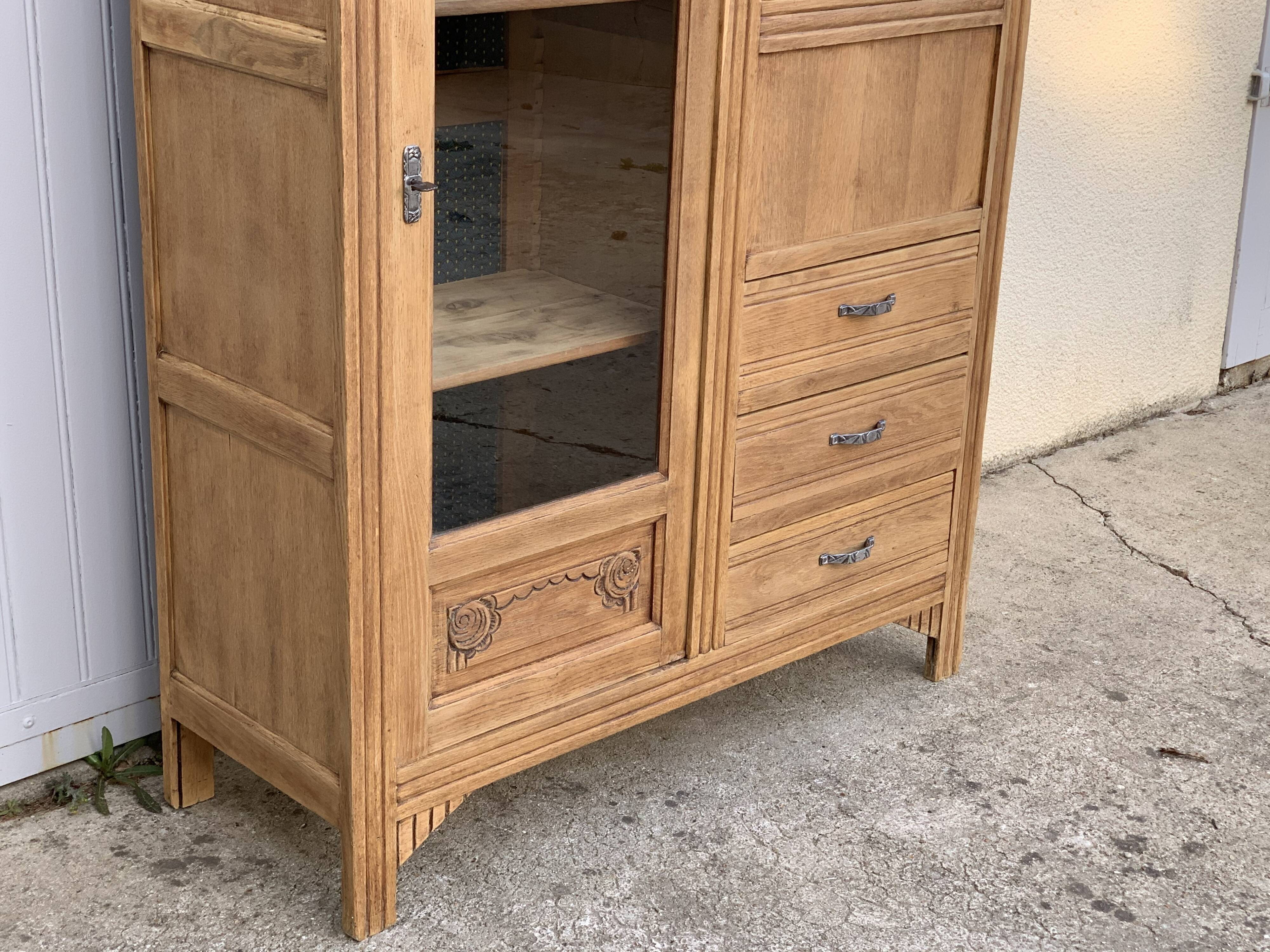 Art Deco asymmetrical glass Parisian wardrobe 1930