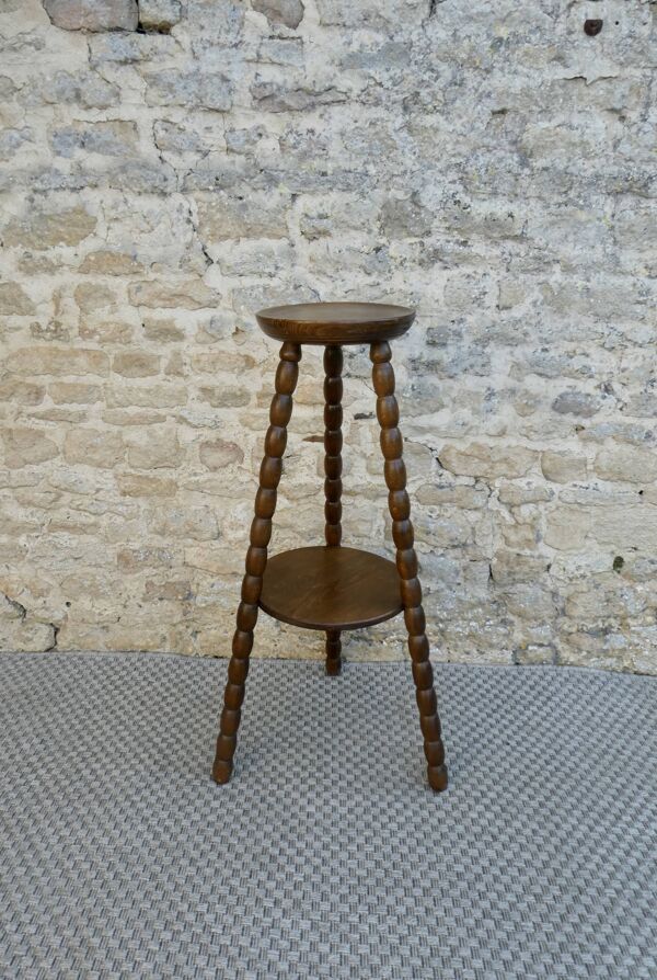 Sellette tripode en bois tourné