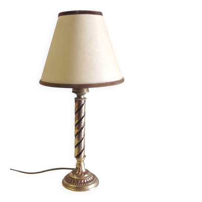 Lampe à poser en métal doré et abat-jour clipsable - mid. XXeme
