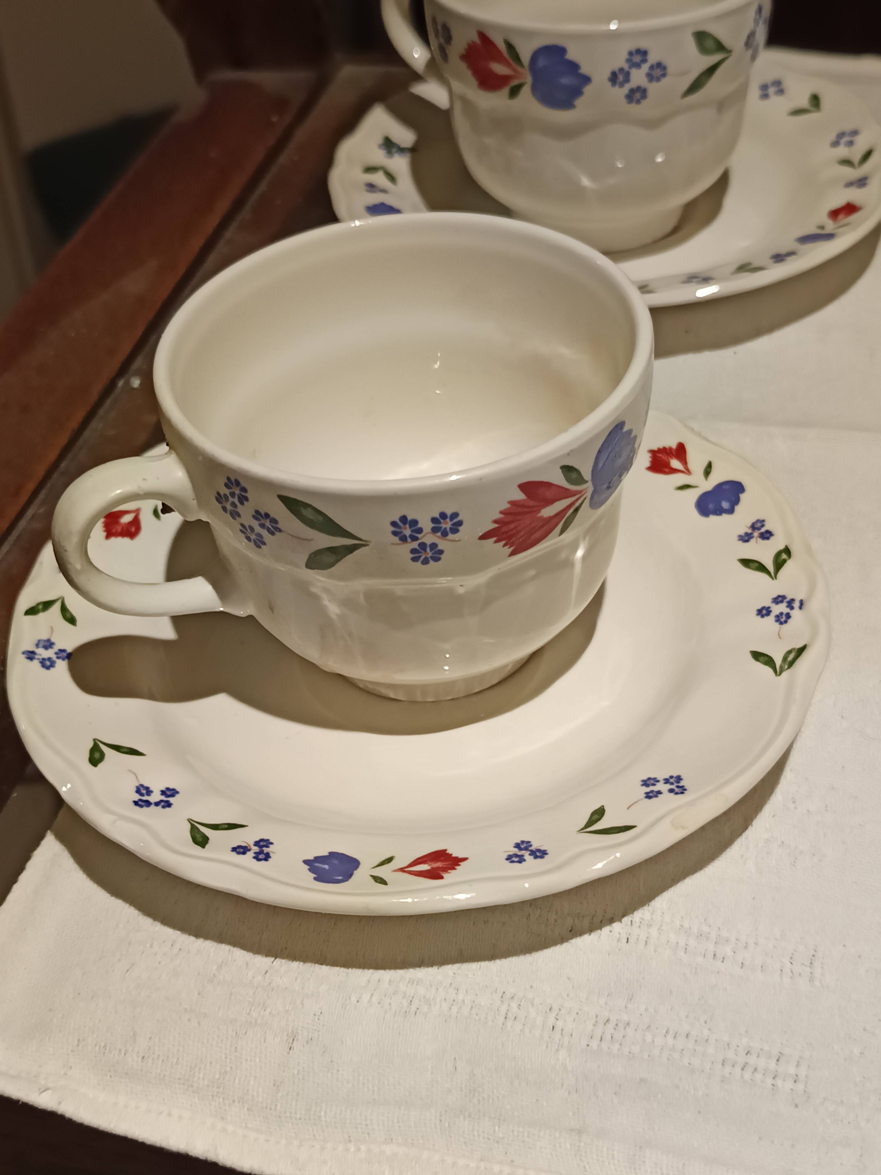 set of 6 Pagnossin ceramic tea cups and saucers from Treviso