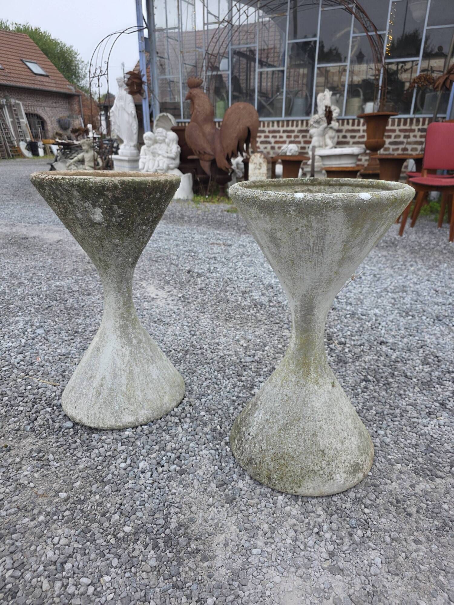Pair of diabolos in eternit by Willy Guhl and Anton Bee – 1960