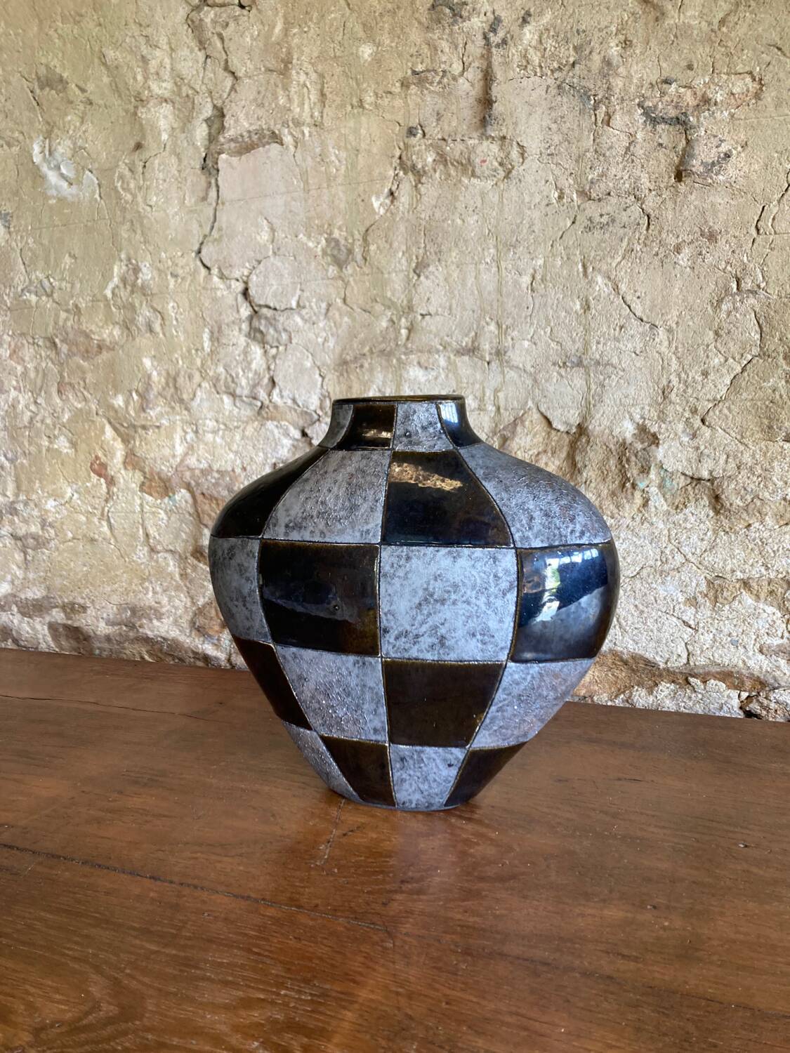 Contemporary design-art vase