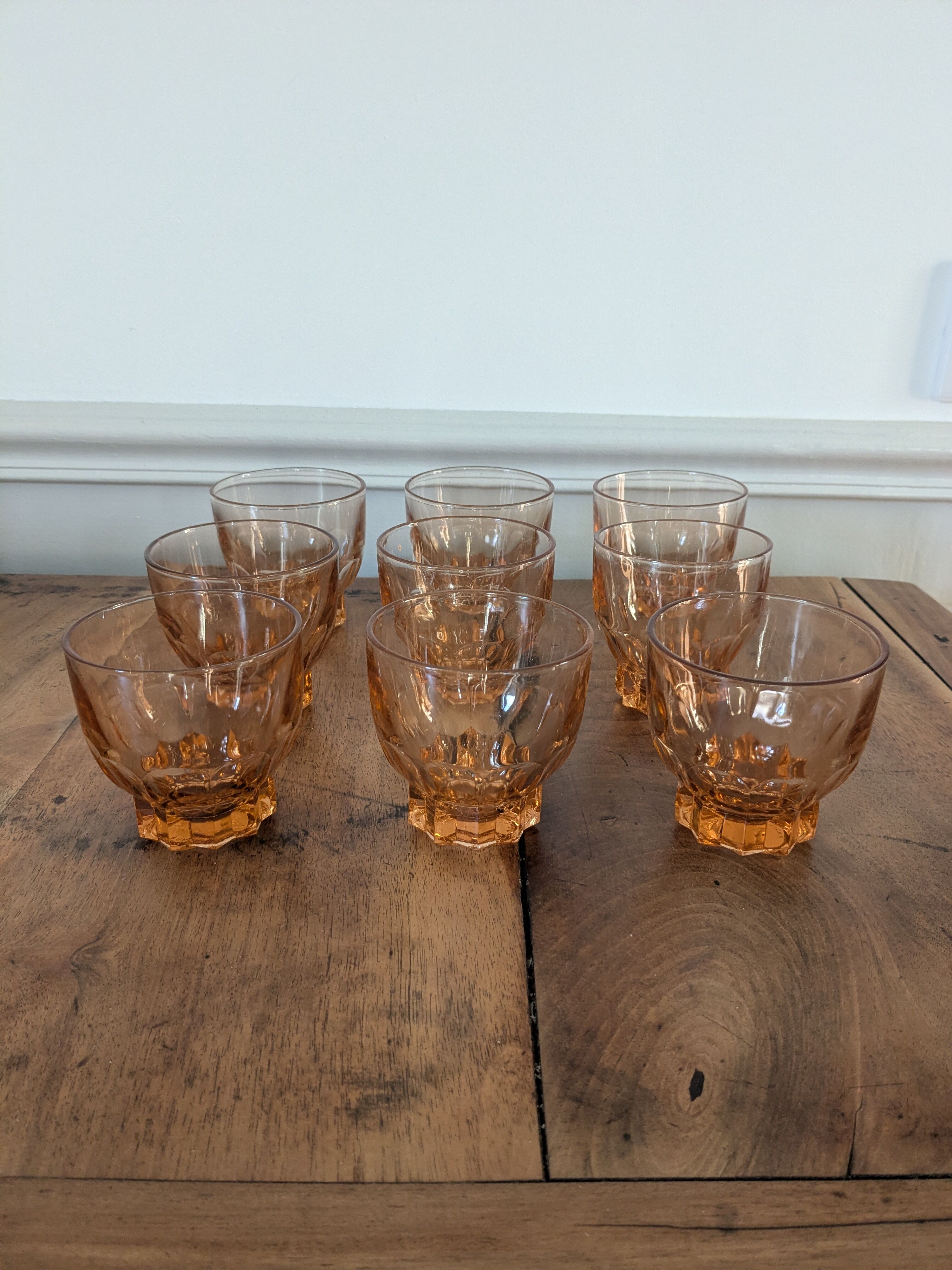 Verres roses vintages