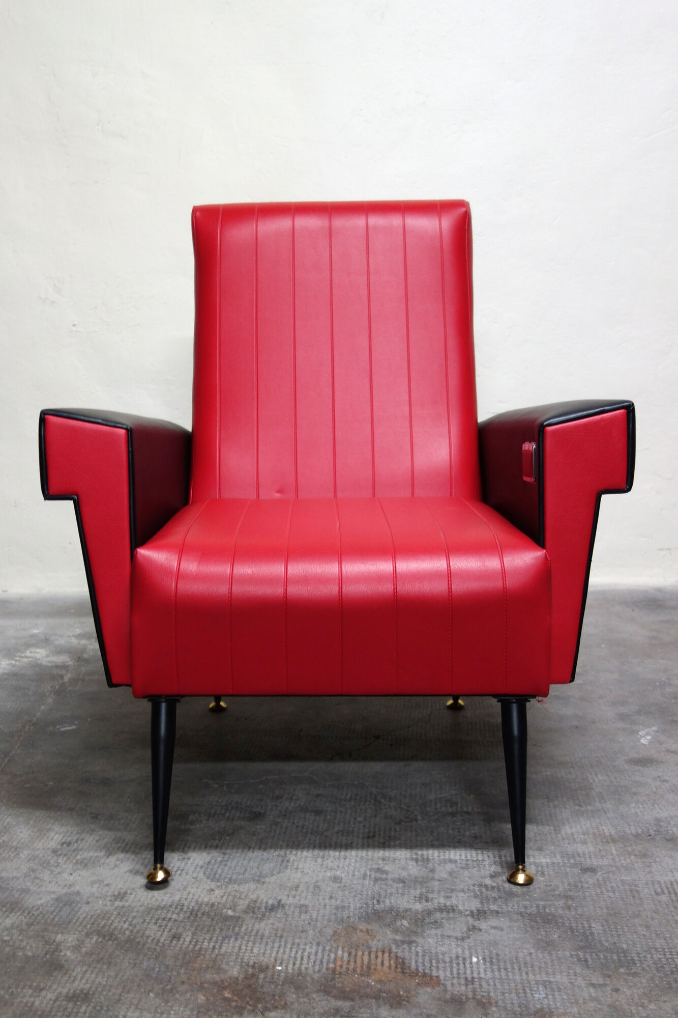 Vintage armchair Rockabilly rare reclining version with ashtray