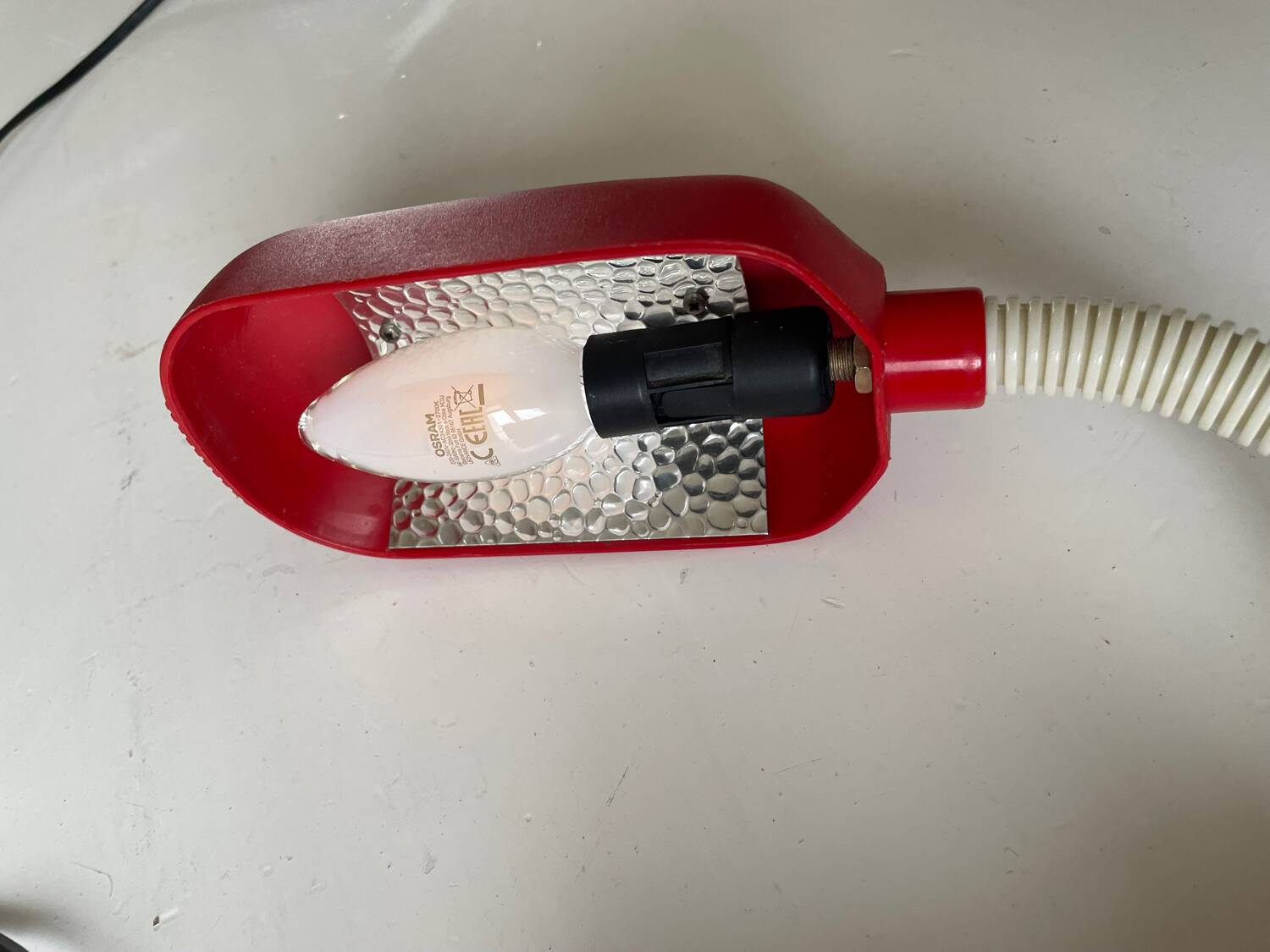 Vintage red articulated desk lamp Italy