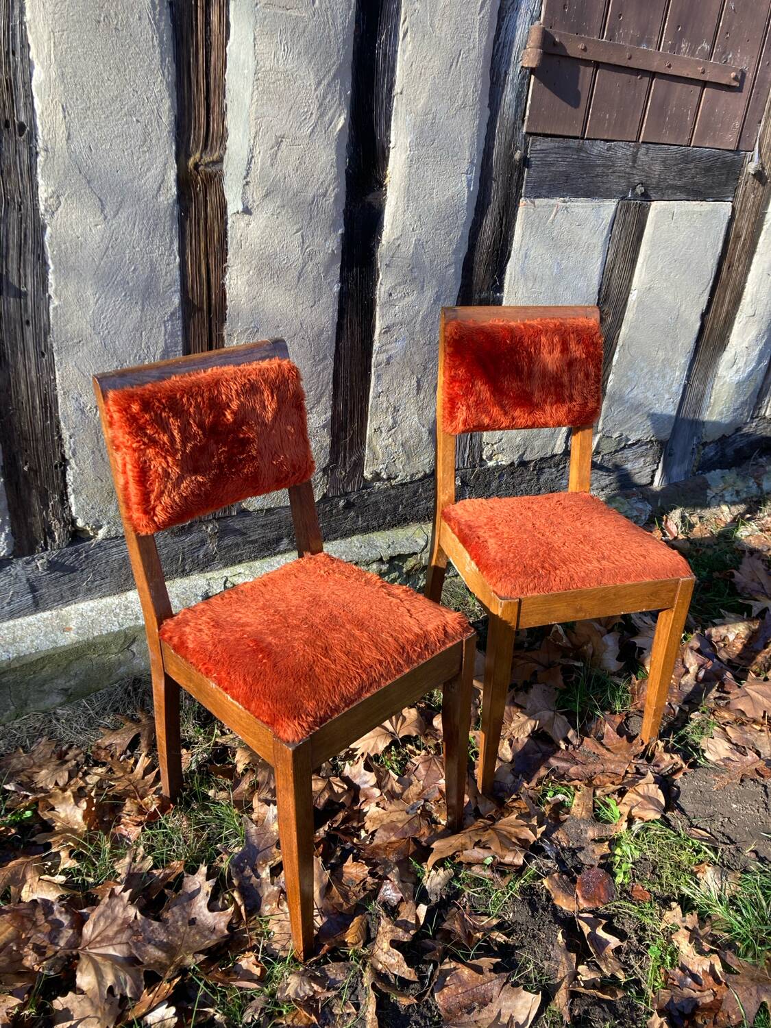 Pair of 1960 1970 chairs in wood and fur / vintage seat signed TAB