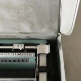 Typewriter olivette lettera 32