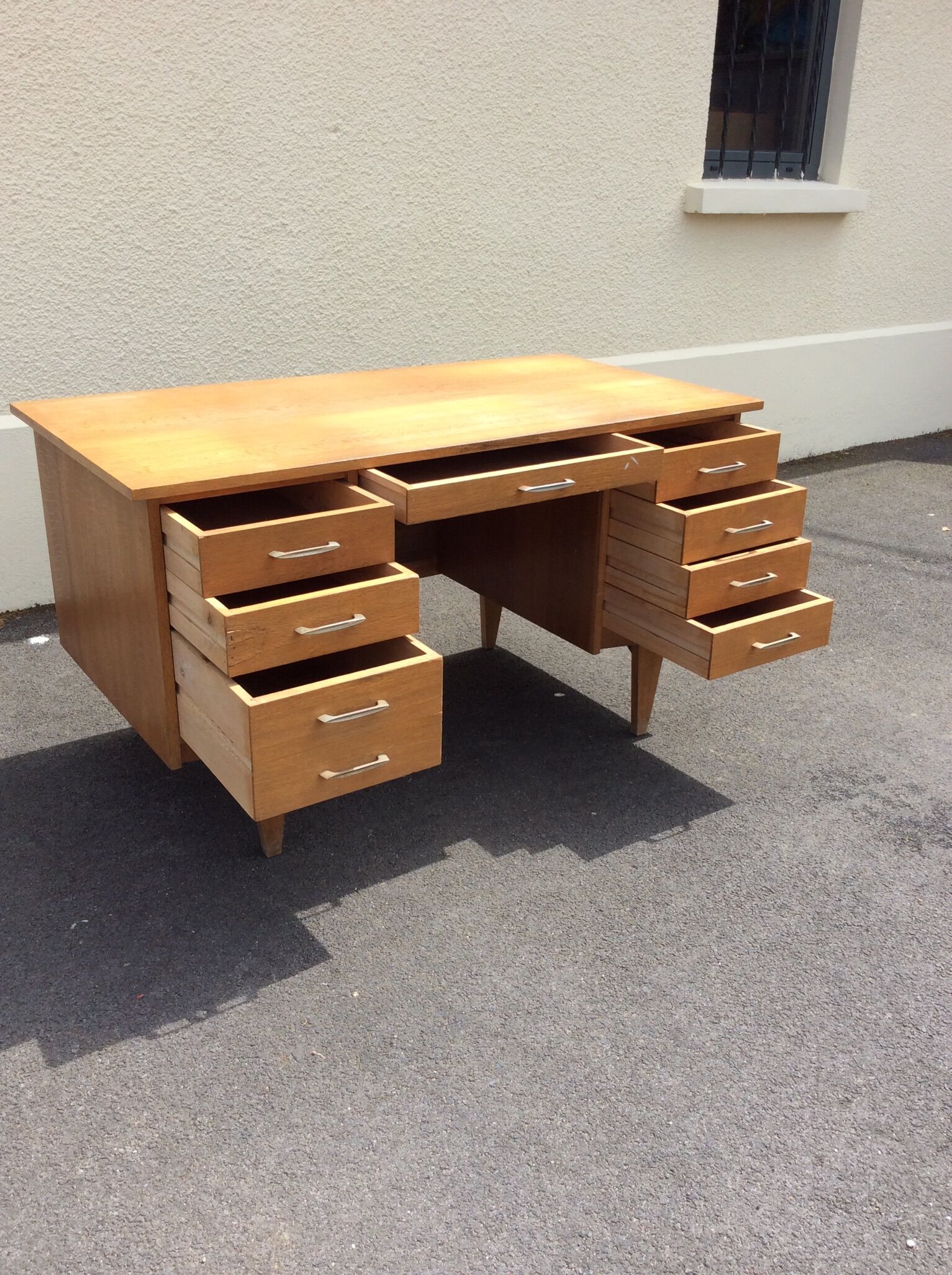 Desk foot compass 1950