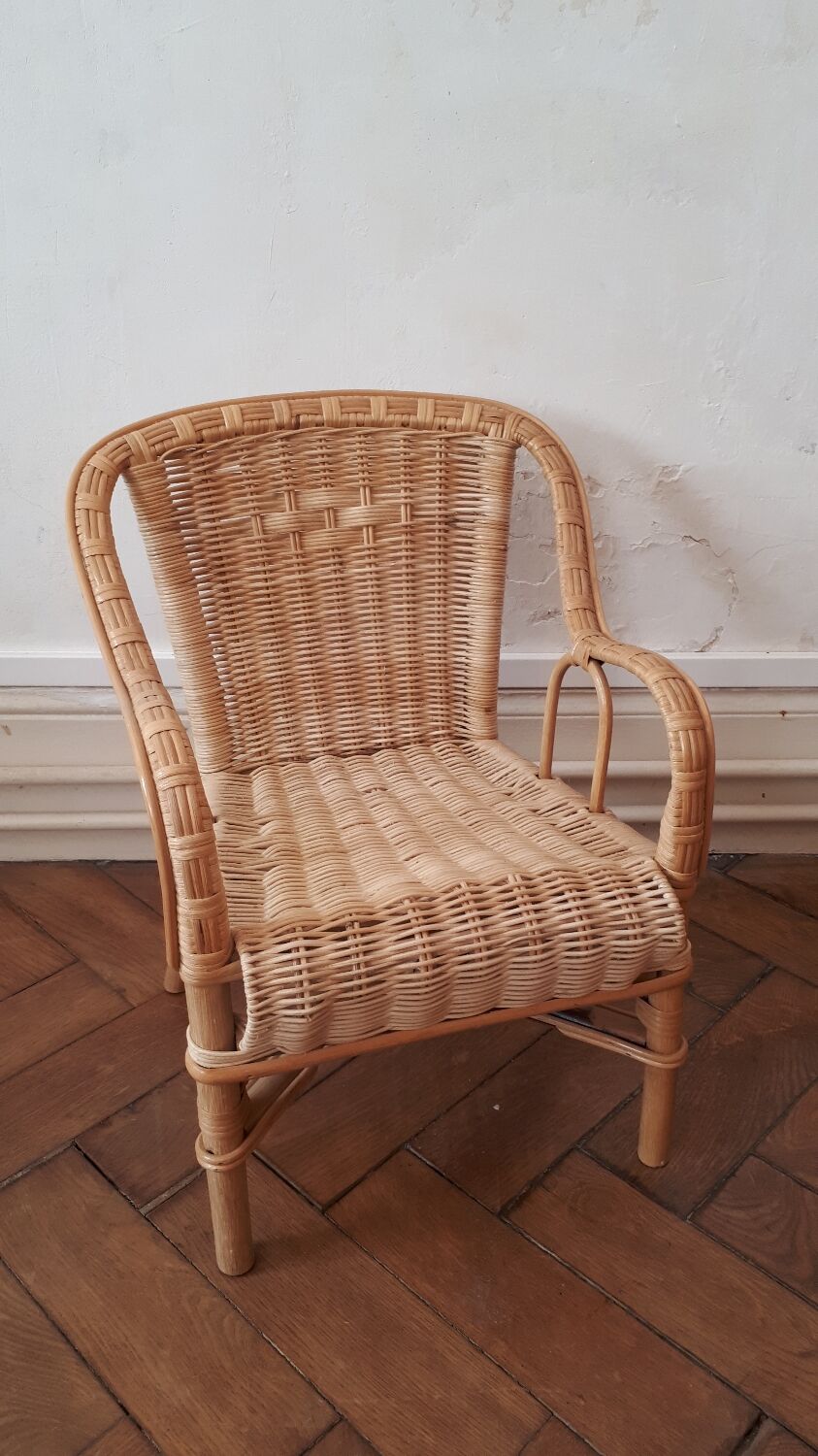 Rattan children's chair