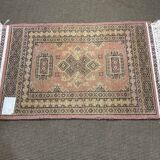 Small handmade Pakistani wool rug - 88x64cm