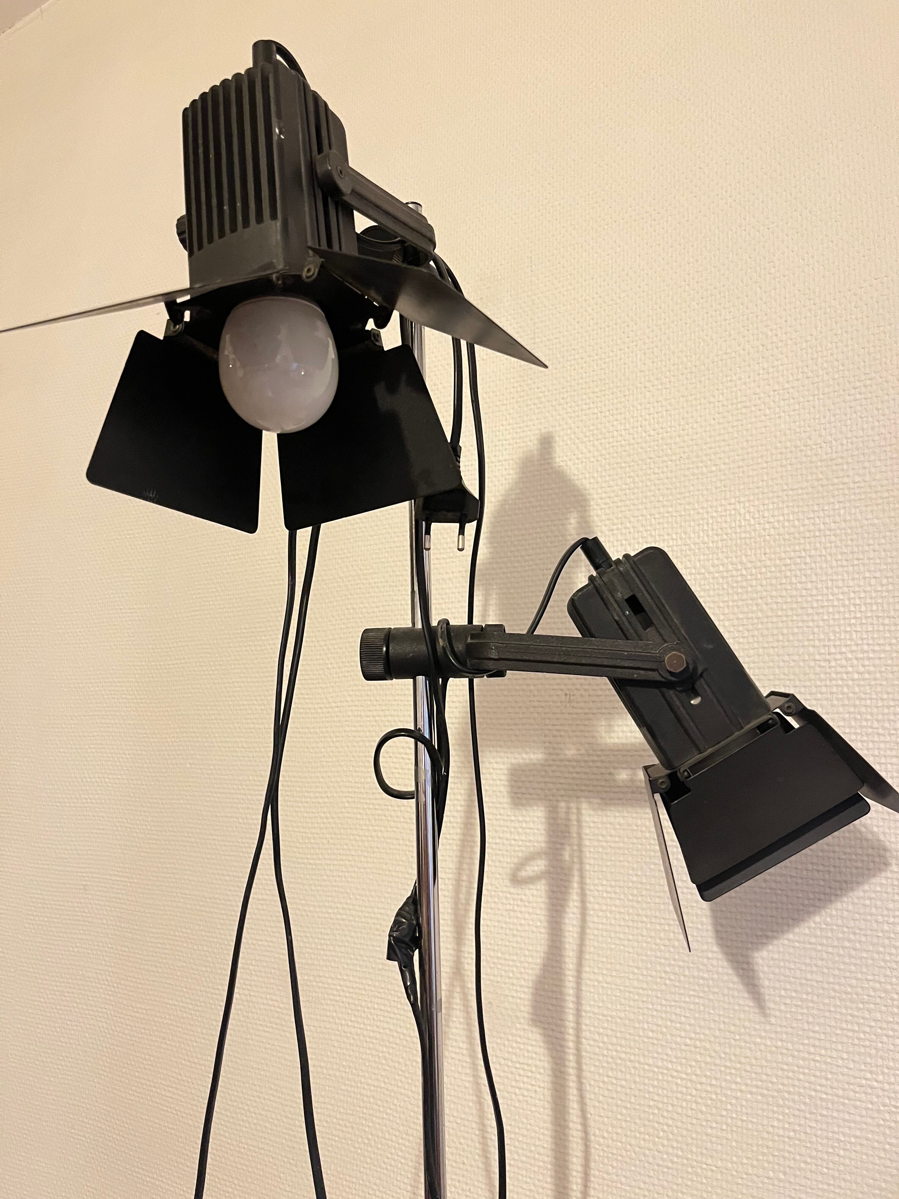 Floor lamp projectors cinema