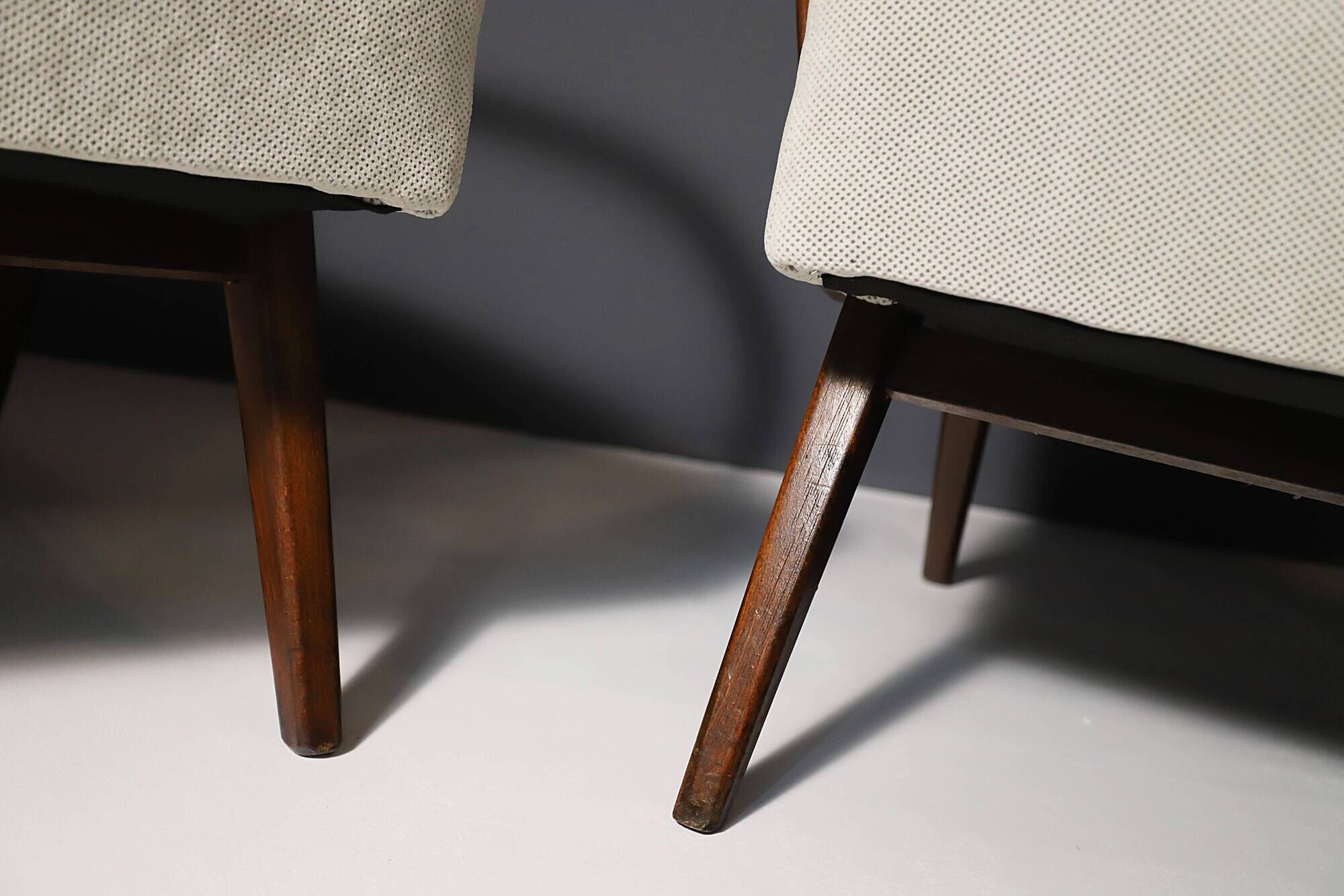 Fully renovated midcentury armchairs by Jaroslav Šmídek, 1960´s, set of 2