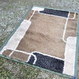 Designer rug 178 x 132 cm in very good condition