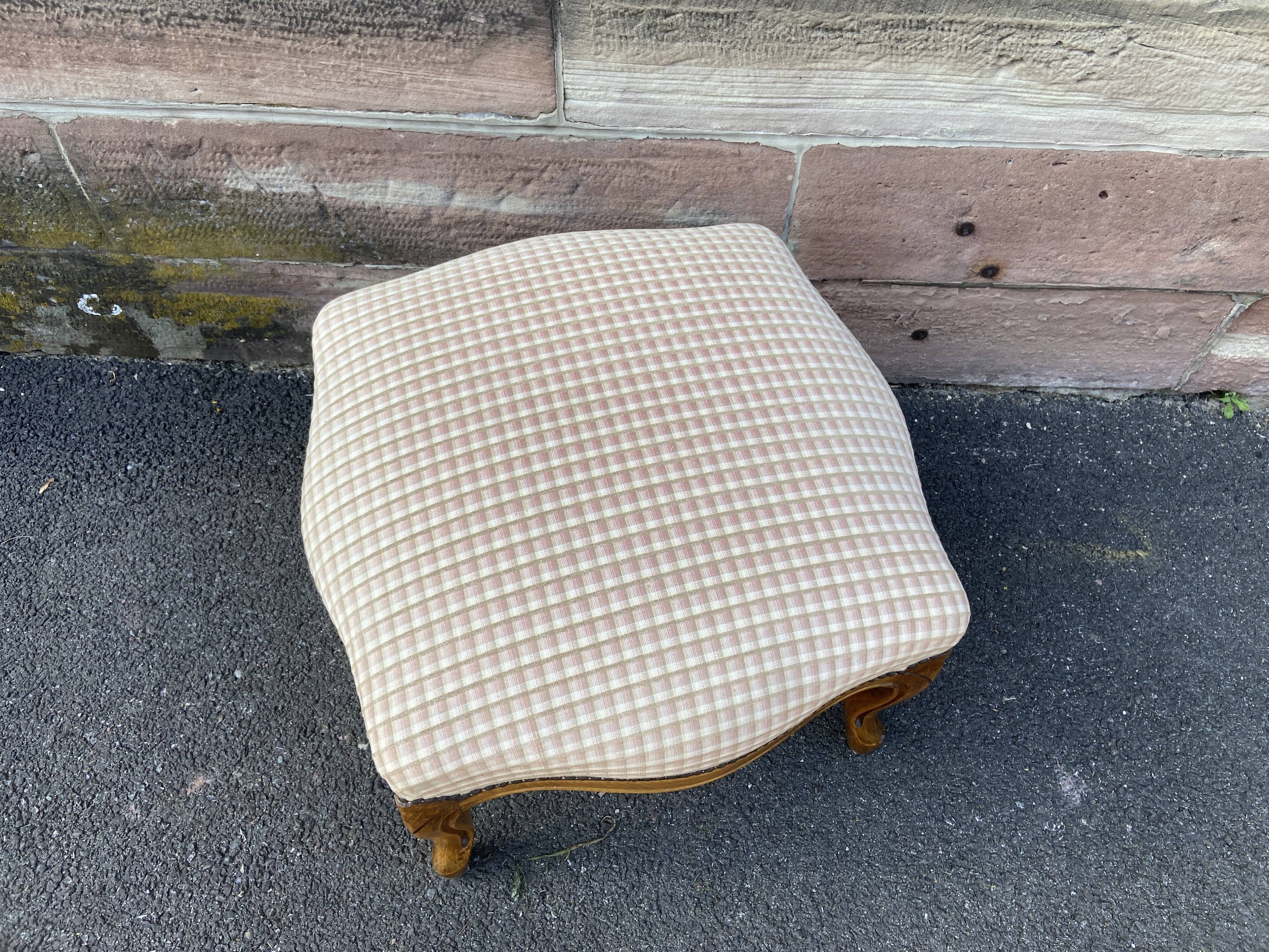 Imposing St Louis XV footrest