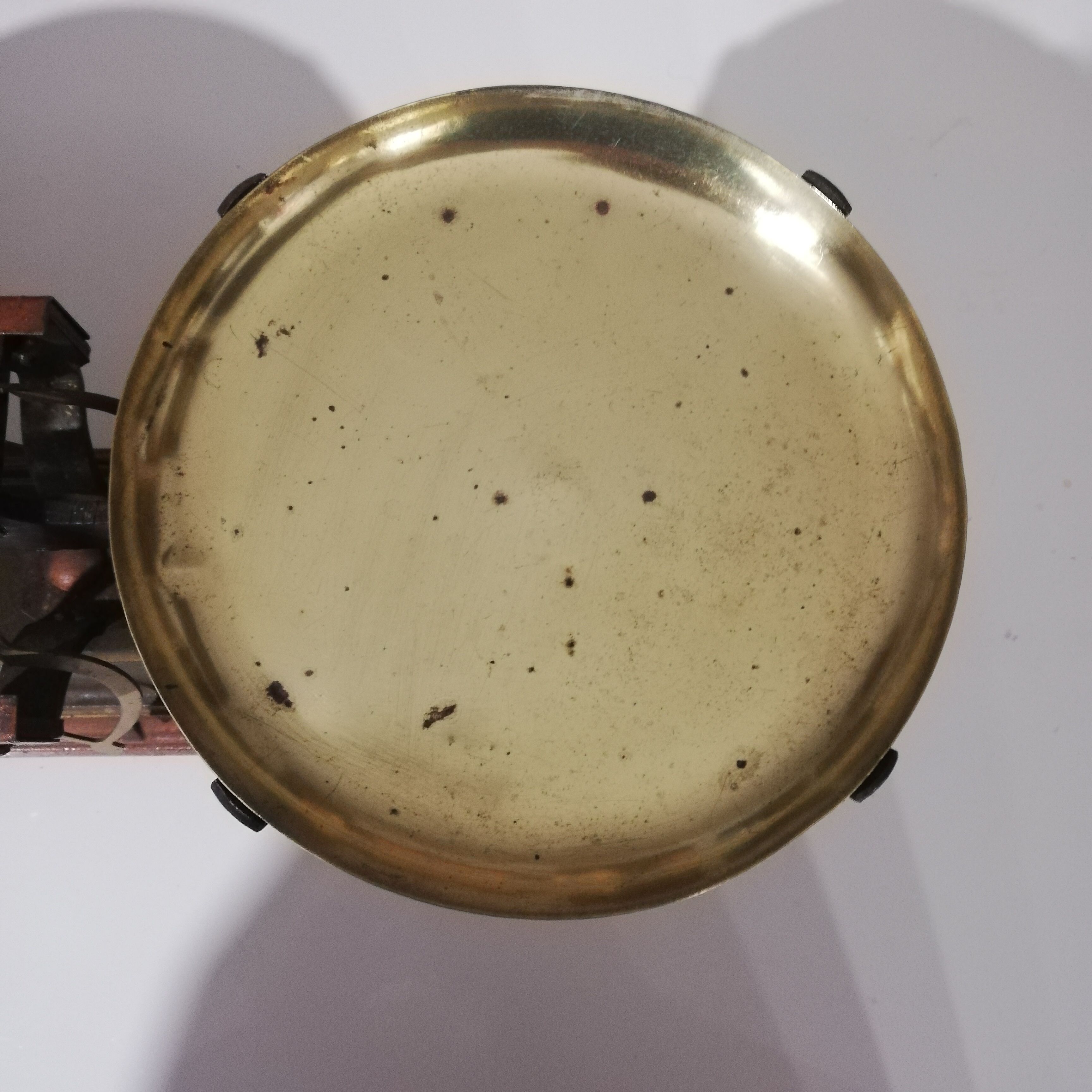 Old scale and weight game