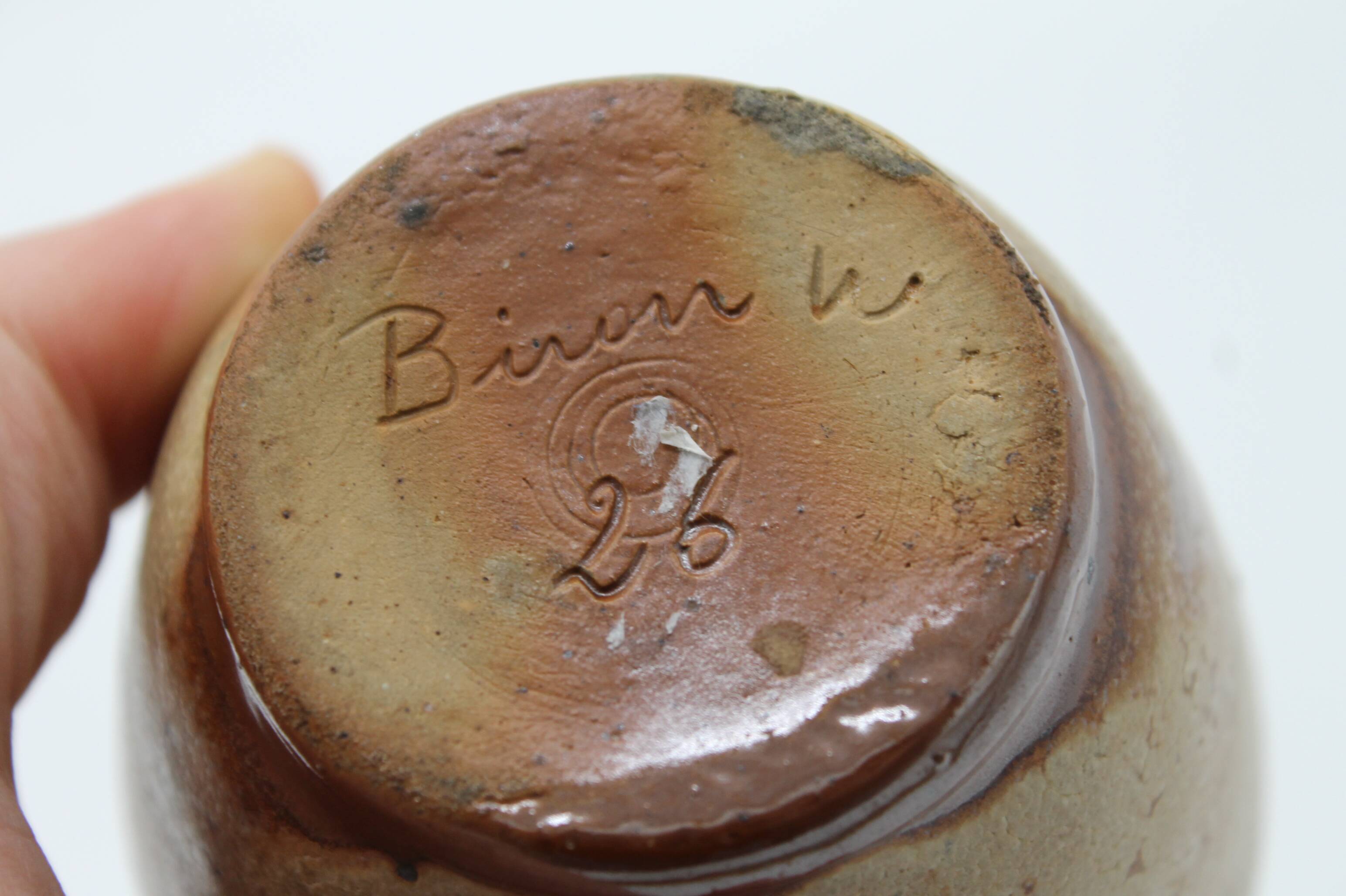 Petit vase en Grès de Bouffioulx par Willy Biron