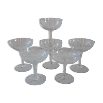 Ensemble de 6 coupes à champagne dépareillées en cristal gravé années 50-60