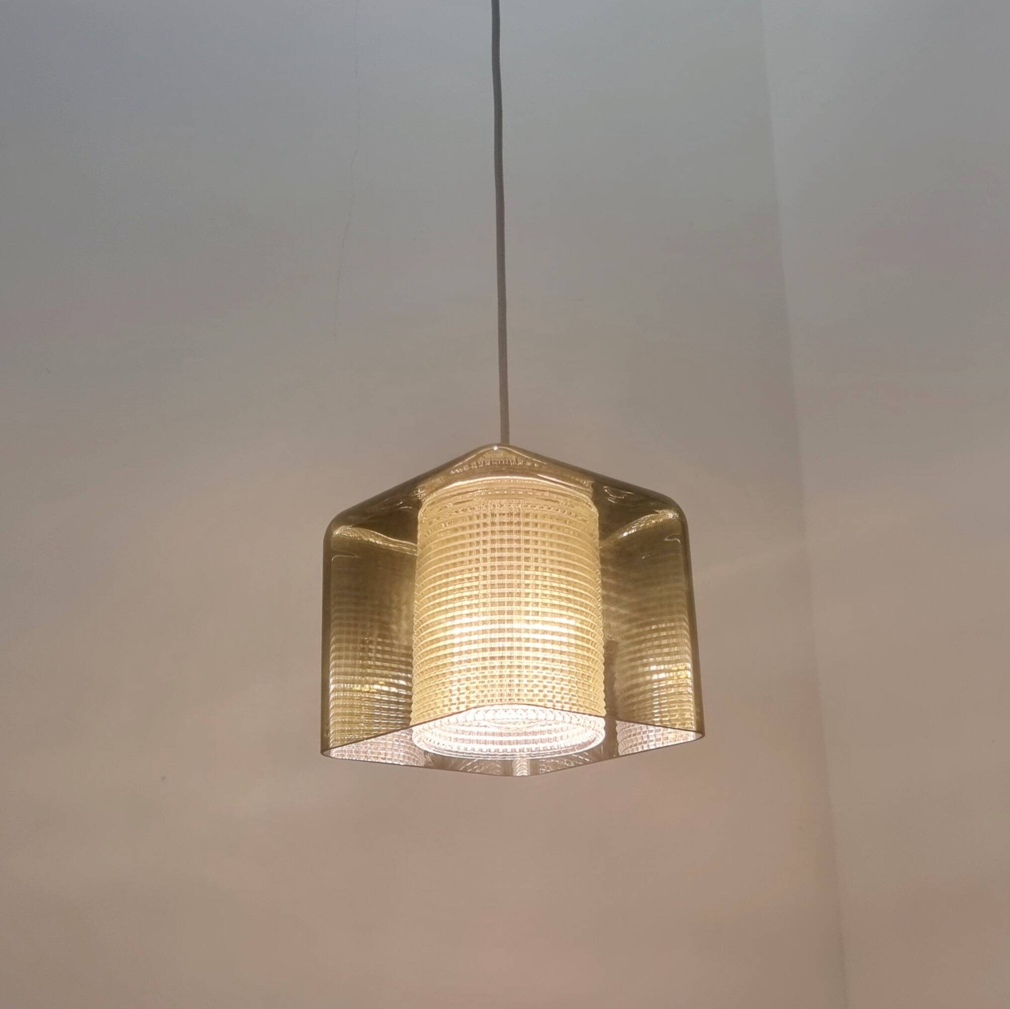 Plafonnier/suspension en verre scandinave du milieu du siècle par Carl Fagerlund pour Orrefors, années 1960