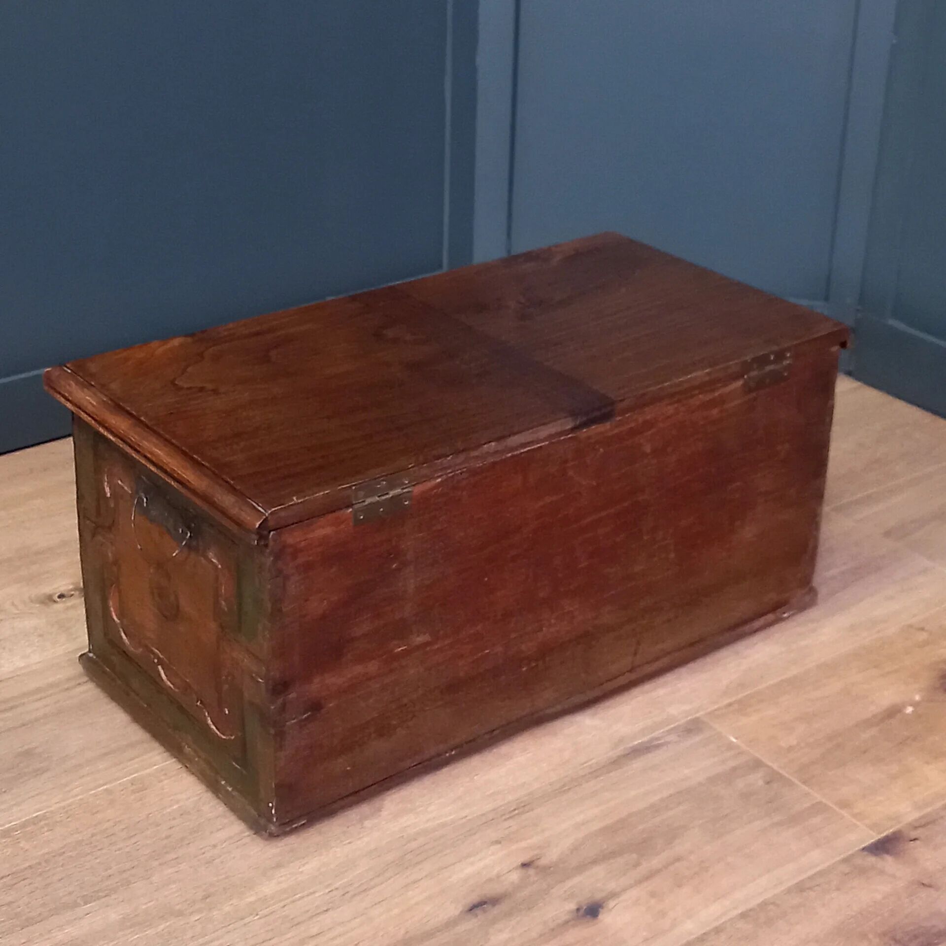 Oak bridal chest - chest
