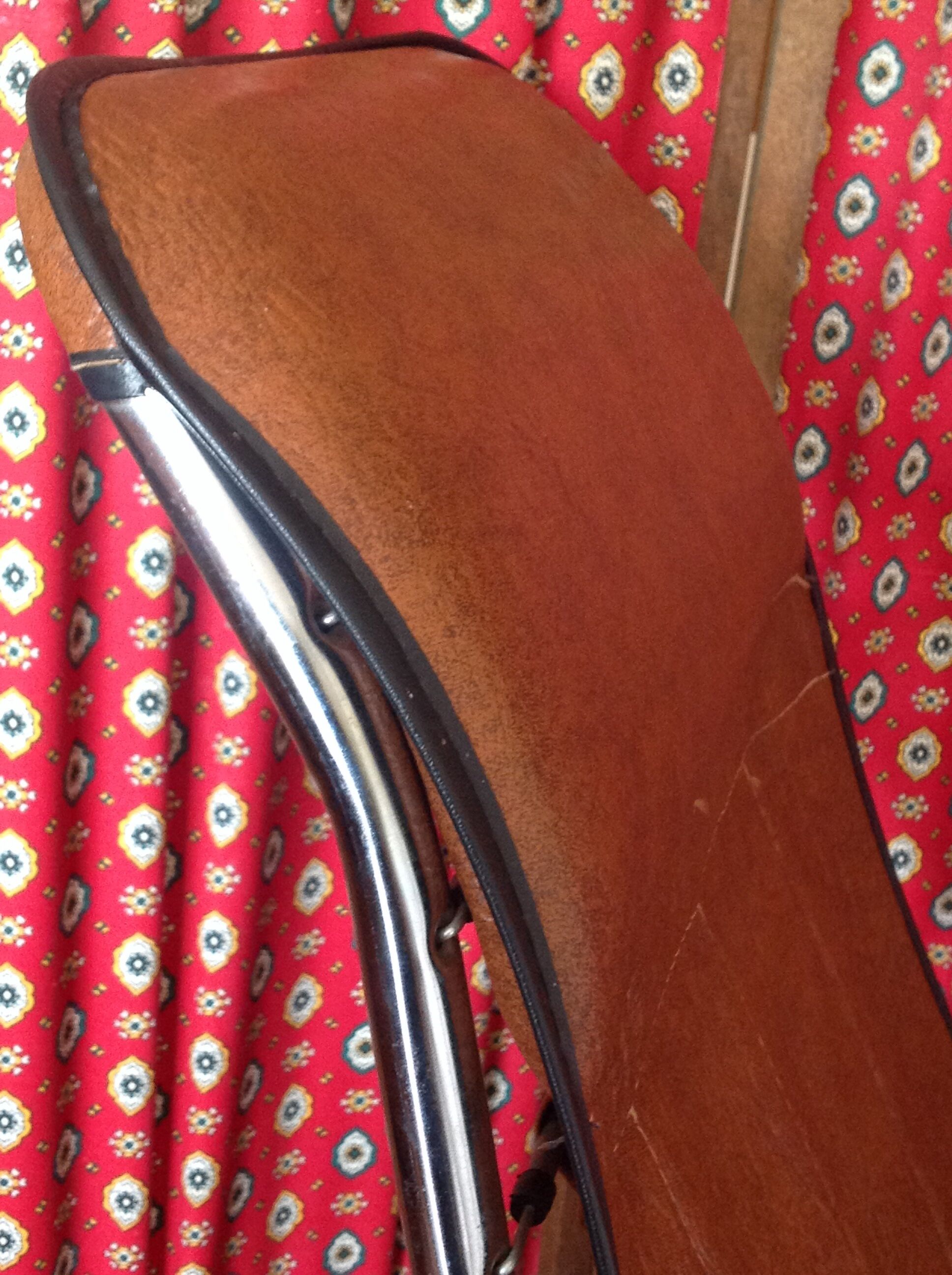 Vintage leather lounge chair