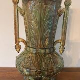 Vase amphore ancien en barbotine – Faïence décor grec antique – Signé 0E V