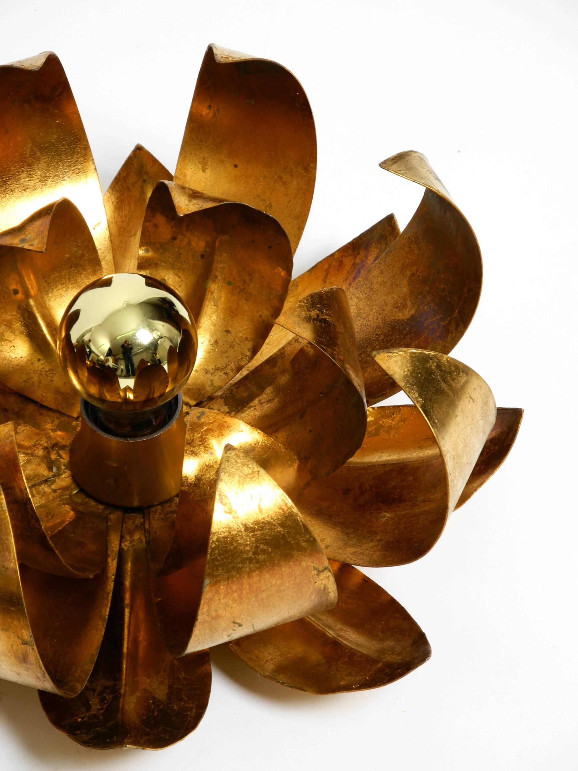 Pair of 70's gilded floral Regency wall or ceiling lamp with large leaves