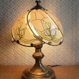 Lamp style tiffany vintage floral pattern