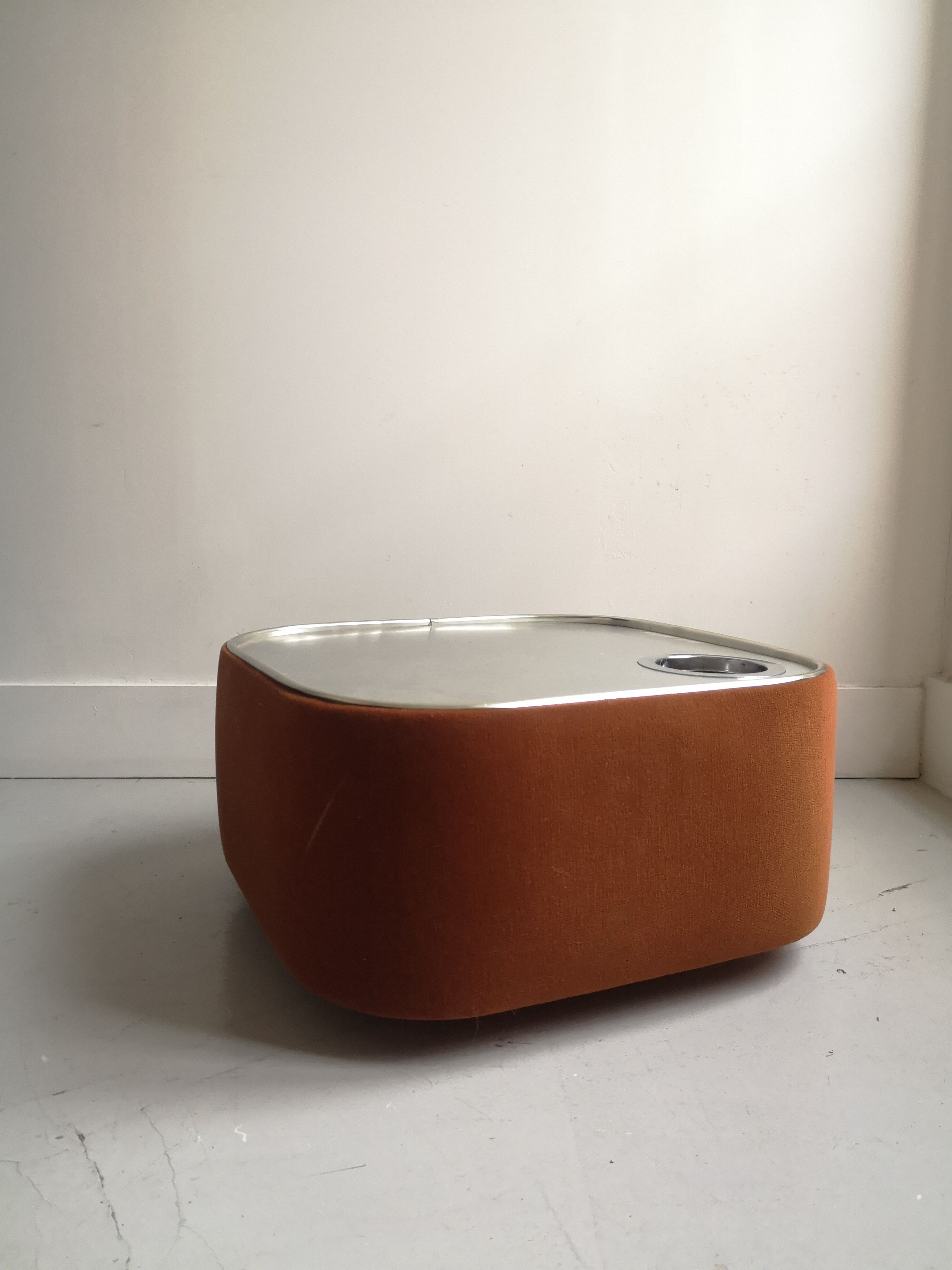Vintage velvet and metal sofa end, design 1970