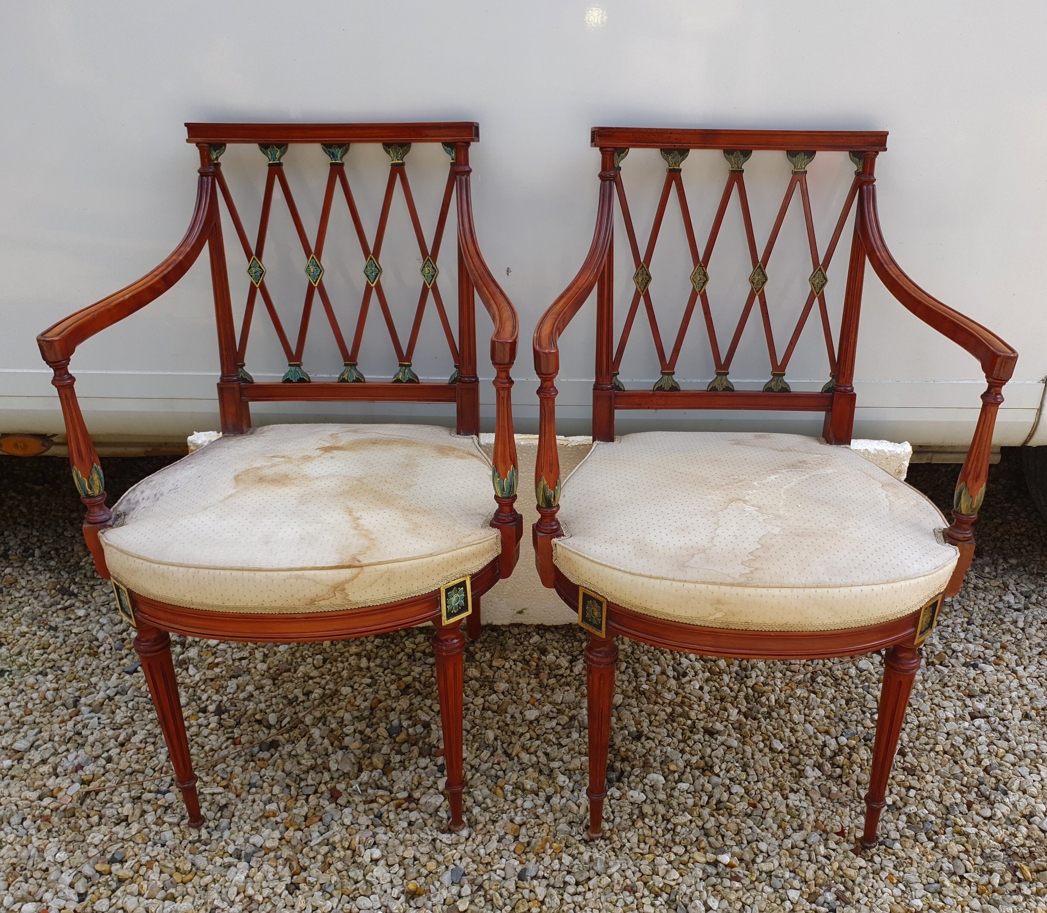 Paire de fauteuils art nouveau en acajou