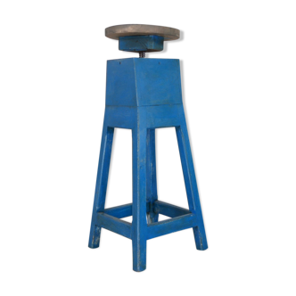 Sculptor stool