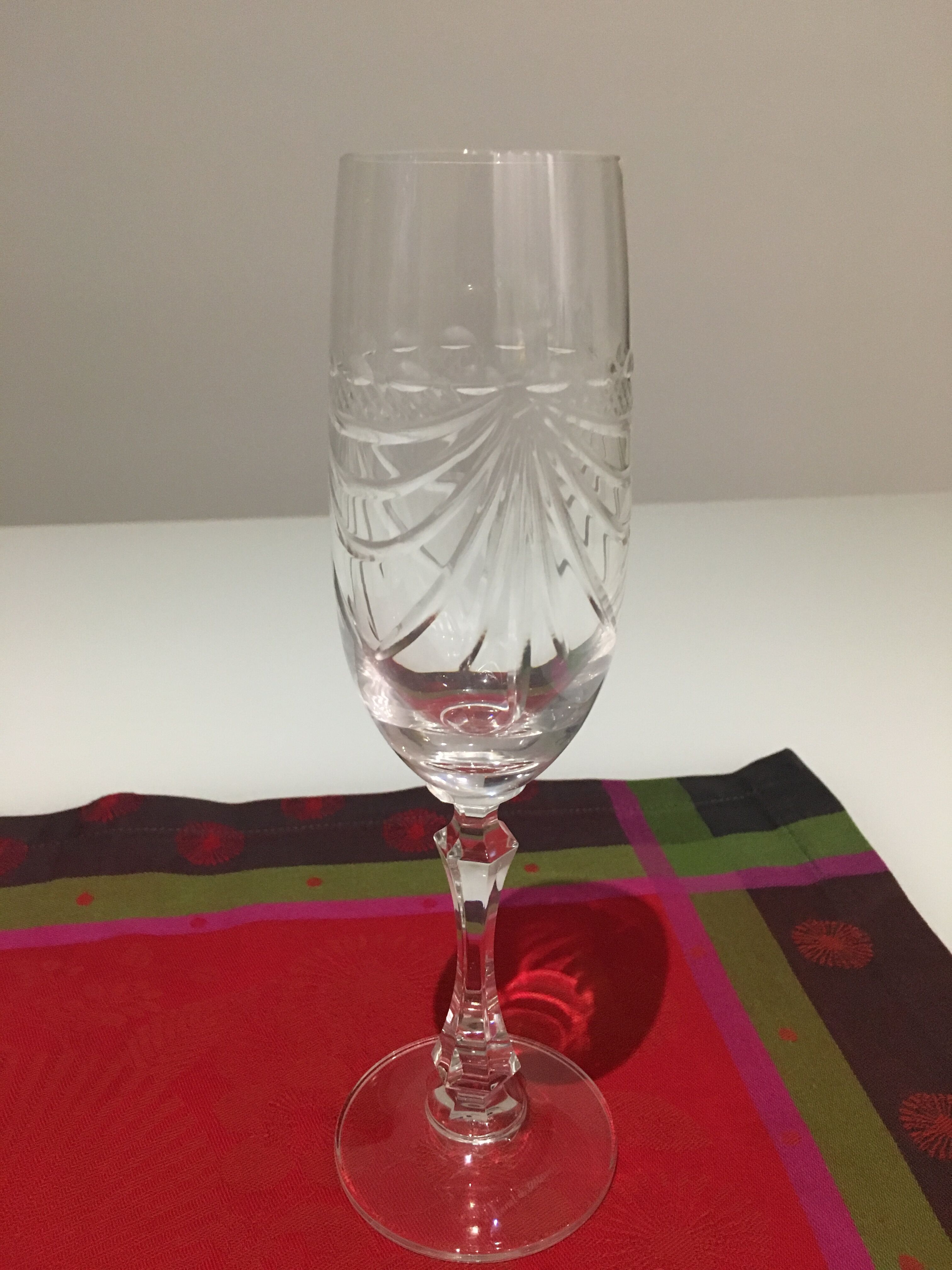 5 crystal champagne flutes