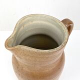 Pitcher in Berry sandstone