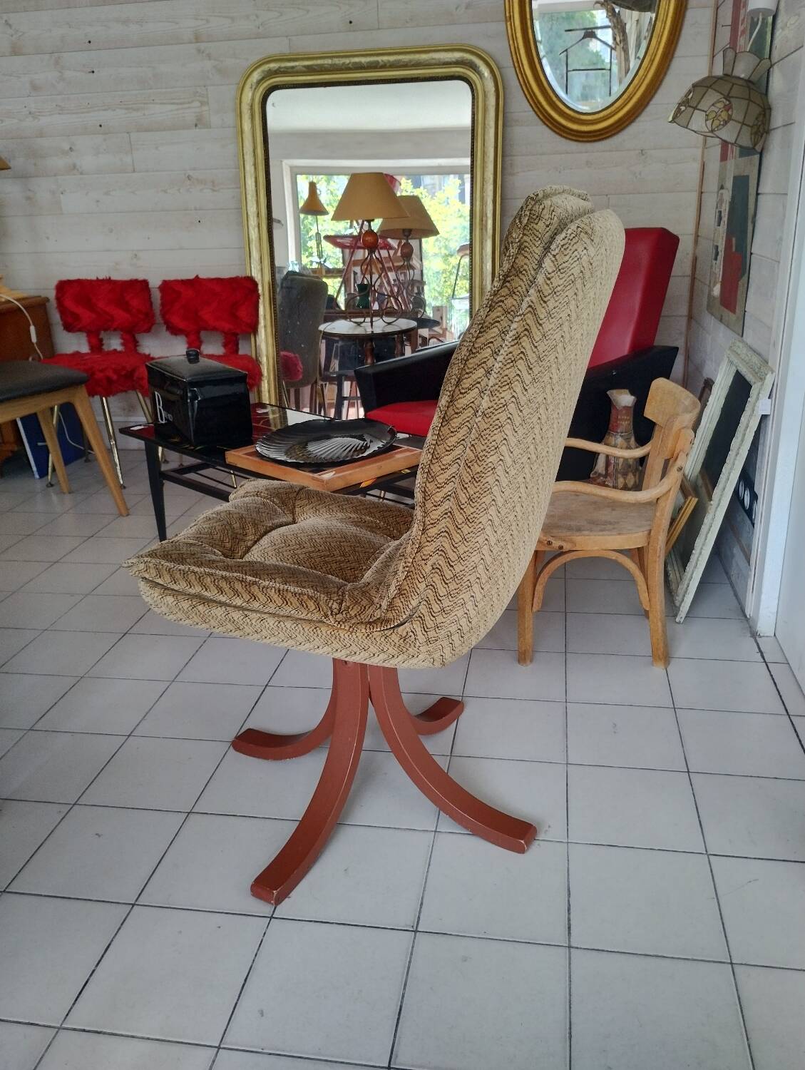1970s swivel chair