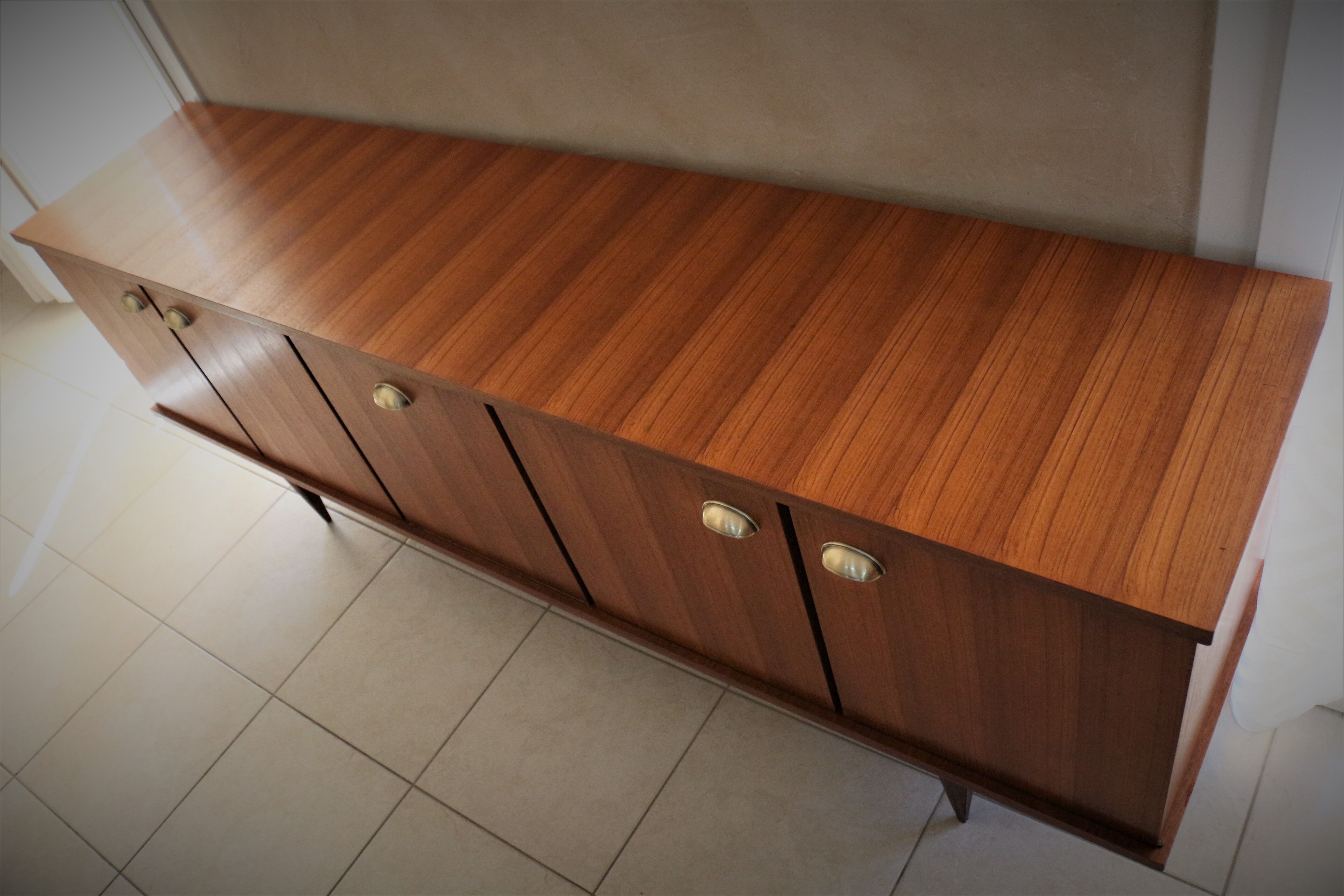 Scandinavian design in Malora teak