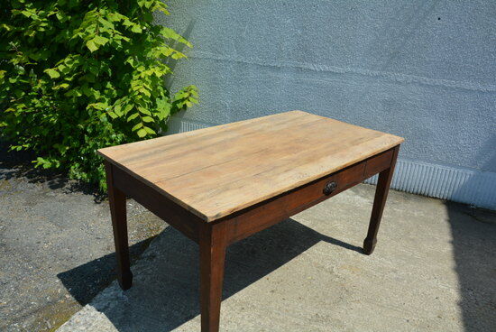 Oak farm table
